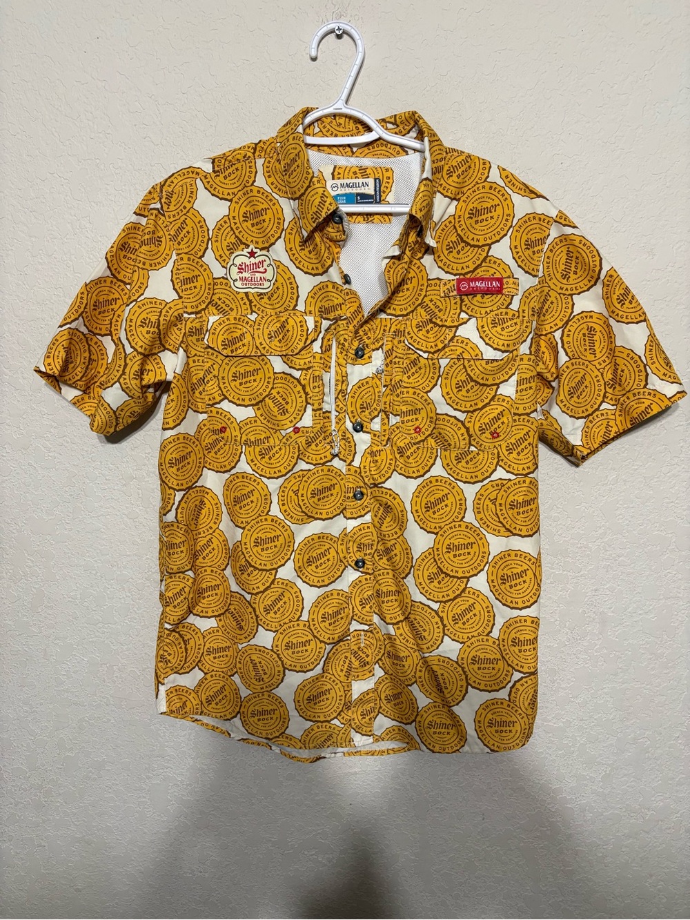 Magellan Outdoors Shiner beer Yellow Badge-Print Short Sleeve Button-Down